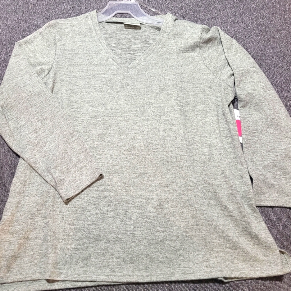 NWT Soft Lightweight Sweater~Small
